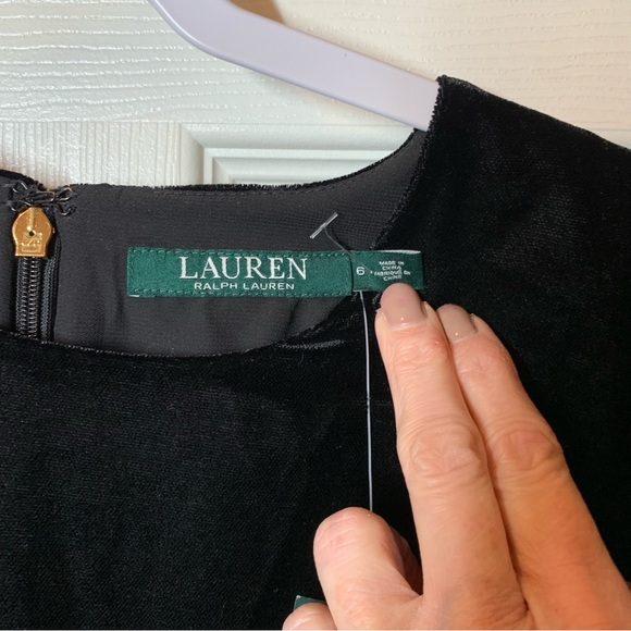 Holiday 🎉🥂Lauren Ralph Lauren Black Velour/Velvet Bell Sleeve Blouse, 6, NWT - Picture 5 of 9